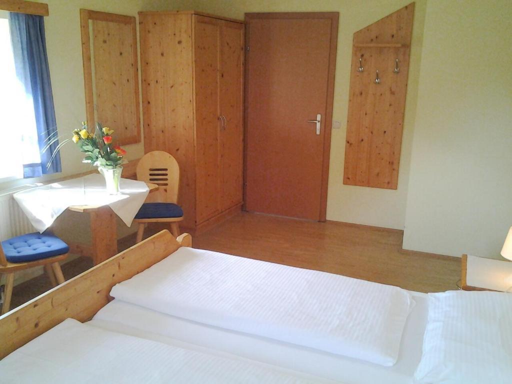Hotel Gästehaus Ritschi Pernegg an der Mur Zimmer foto